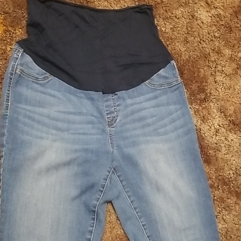 Maternity jeans